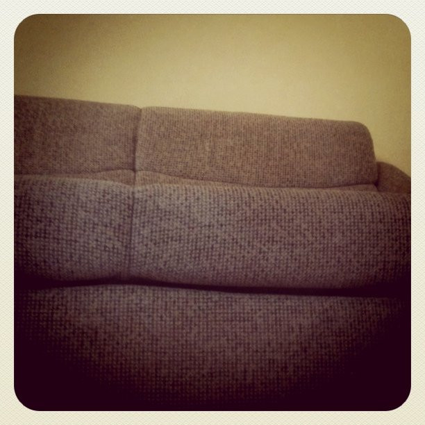 Das sprechende Sofa.-