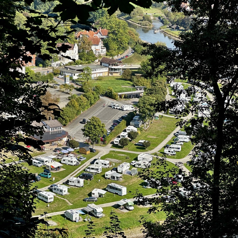 Der Zeltplatz in Bad Karlshafen von oben.