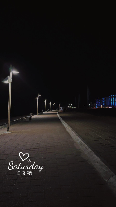 Strandpromenade am 18. April 2026